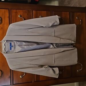 Apt 9 size M taupe blazer